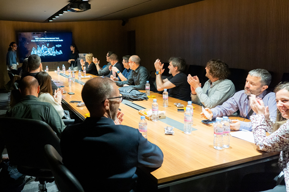 덱스터스튜디오&nbsp;