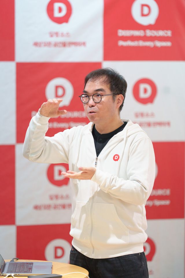 김태훈 딥핑소스 대표가 '2026 딥핑소스 기자간담회'를 통해 SAAI를 공식 소개했다./딥핑소스
