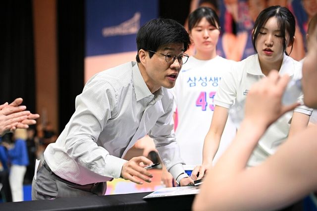 하상윤 삼성생명 감독. /WKBL 제공