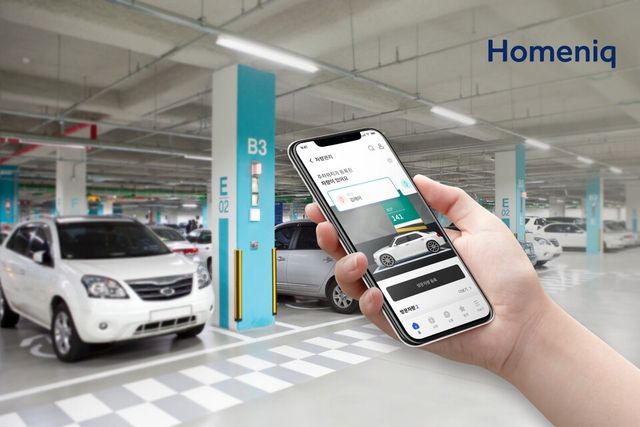 삼성물산은 지난 26일&nbsp;아마노코리아, 대영IoT, 다래파크텍 등 주차관제 전문기업 3곳과 MOU를 맺고 이들의 주차관제 시스템이 적용된 아파트 단지에서 홈닉 앱 기반 주차 관리 환경을 제공한다고 29일 밝혔다./삼성물산