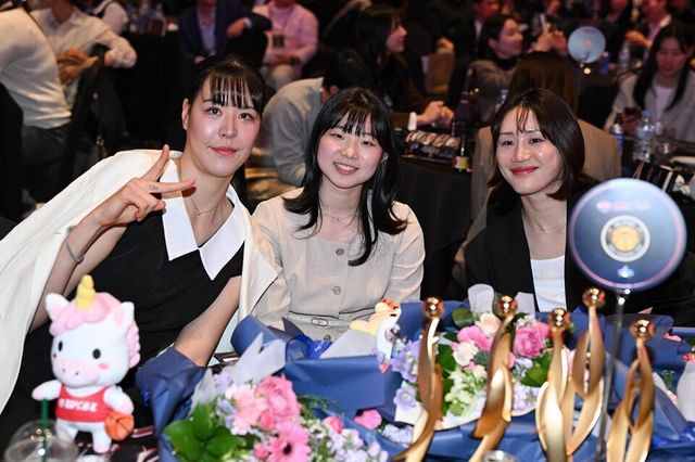 박지수(왼쪽부터), 허예은, 강이슬. /WKBL 제공