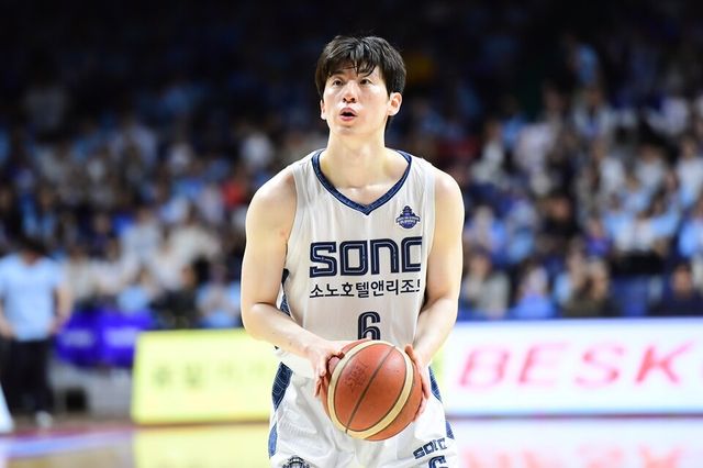 이정현이 자유투를 던지고 있다. /KBL 제공