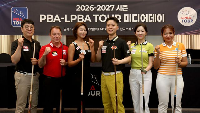 PBA-LPBA 미디어 데이에서 선수들이 포즈를 취하고 있다. 왼쪽부터 오성욱, 다니엘 산체스, 김가영, 김영원, 정수빈, 스롱 피아비. /PBA-LPBA 제공