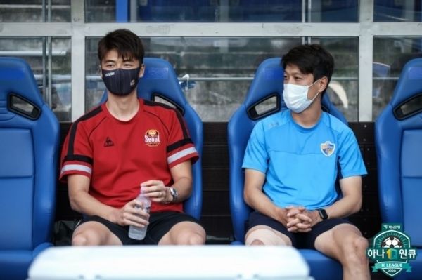 기성용(왼쪽)과 이청용. /한국프로축구연맹 제공