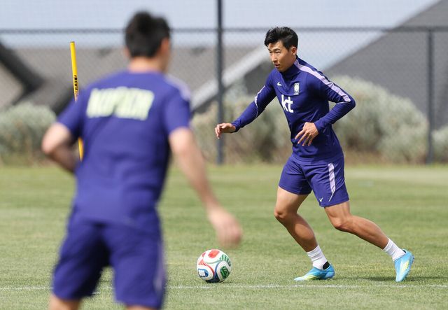26일(현지 시각) 오후 미국 유타주 헤리먼에 위치한 자이언스뱅크 트레이닝센터에서 축구 대표팀 손흥민이 훈련을 하고 있다. /연합뉴스