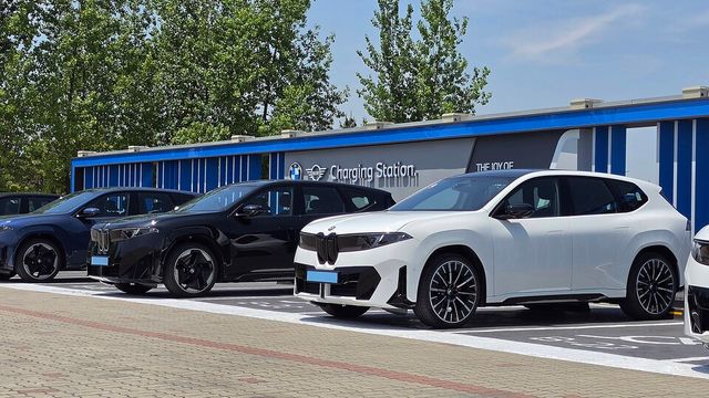 '더 뉴 BMW iX3'의 충전 모습./곽호준 기자