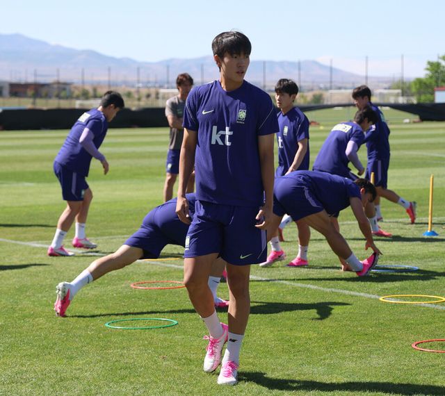 1일(현지 시각) 오후 미국 유타주 헤리먼에 위치한 자이언스뱅크 트레이닝센터에서 축구 대표팀 조위제가 훈련을 하고 있다. /연합뉴스