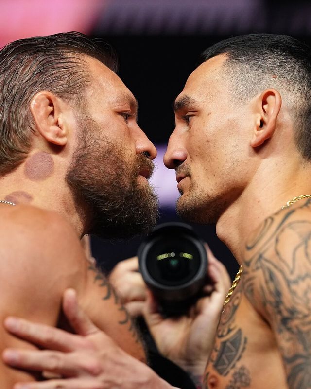 코너 맥그리거와 할로웨이. /UFC 페이스북