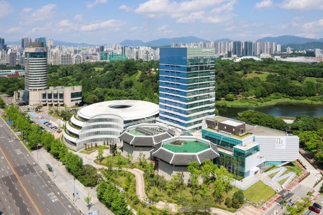 대한체육회 사무실이 있는 올림픽회관 전경. /국민체육진흥공단 제공