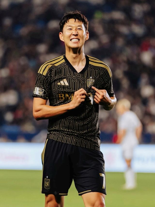 미국프로축구 메이저리그사커(MLS) 정규리그 시즌 첫 골을 신고한 손흥민. /LAFC 인스타그램