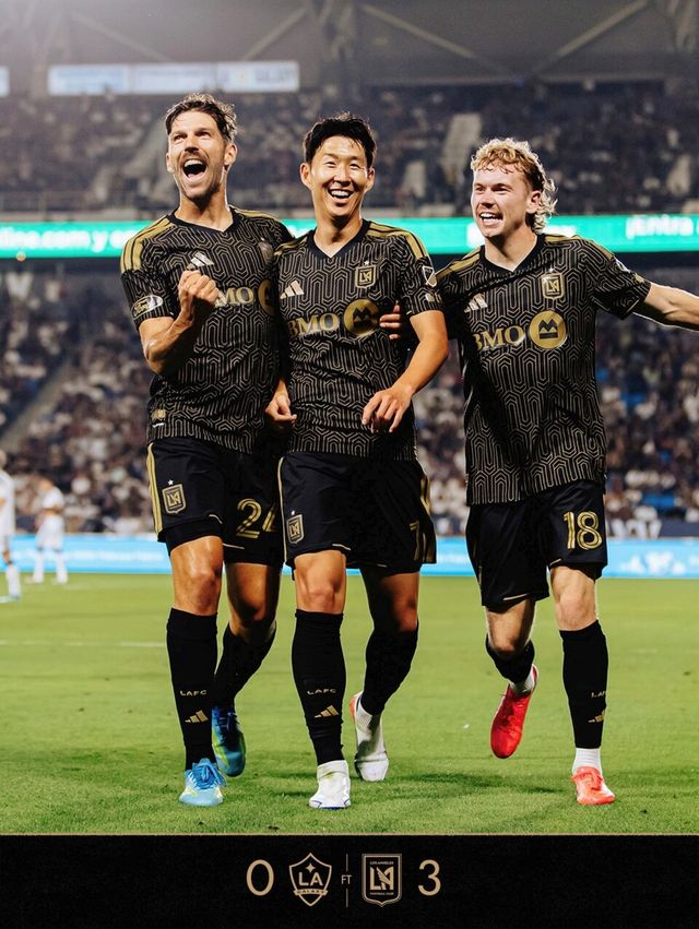 미국프로축구 메이저리그사커(MLS) 정규리그 시즌 첫 골을 신고한 손흥민의 활약에 힘입어 3-0으로 완승한 LAFC. /LAFC 인스타그램