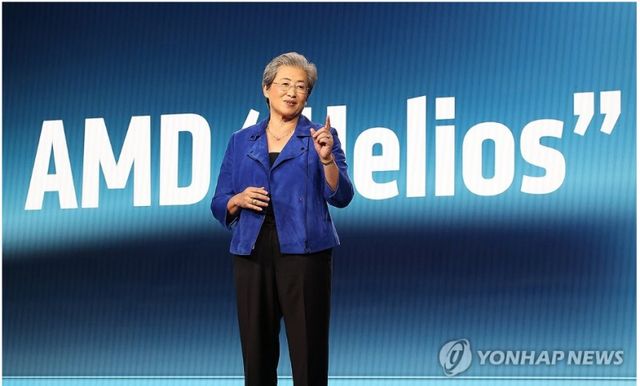 엔비디아 경쟁사인 AMD는 20일(현지시간) 통합 AI 랙 시스템인 '헬리오스'를 마이크로소프트(MS)의 '애저'에 공급한다고 밝혔다./연합뉴스