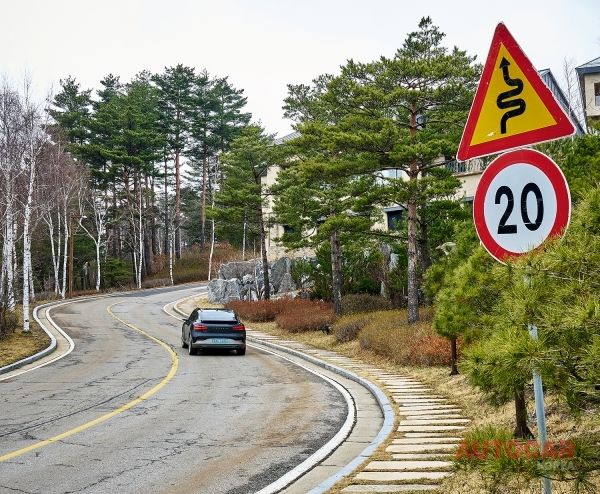 즐길 만한 경고 신호. 드리프트 모드를 시험해볼 시간인가?<br>