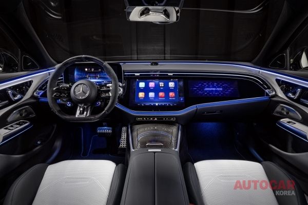 메르세데스-AMG E53 하이브리드 4MATIC+ 인테리어<br>