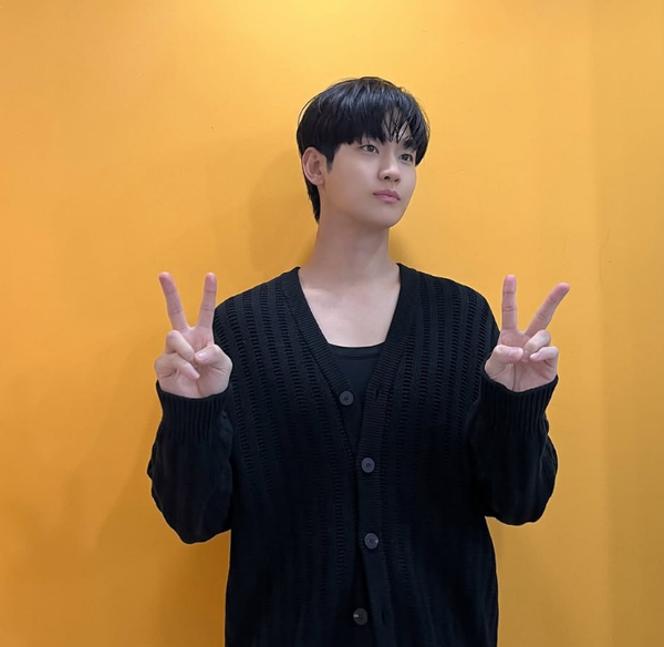 사진= 김수현 인스타그램