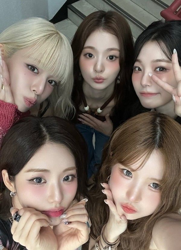 사진= 프로미스나인 인스타그램