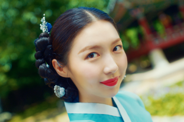 우리은행이 MZ세대 아이콘 ‘주현영’을 새 광고모델로 발탁했다. [우리은행]