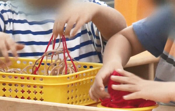 어린이집에서 놀이하는 아동들. [연합뉴스]