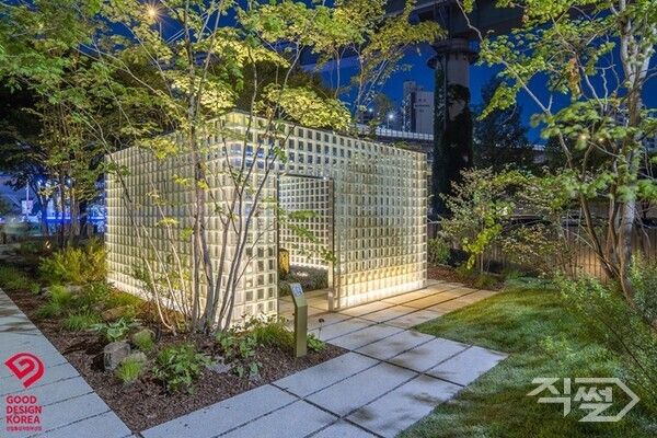 HDC현대산업개발이 서울국제정원박람회에서 선보인 아이파크가든이&nbsp;2024년 우수디자인(GD)상품 동상을 수상했다 [HDC현대산업개발]