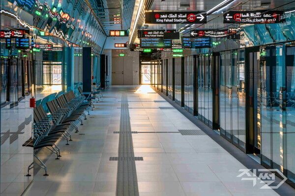 사우디아라비아 리야드 메트로 내부 플랫폼 [삼성물산]