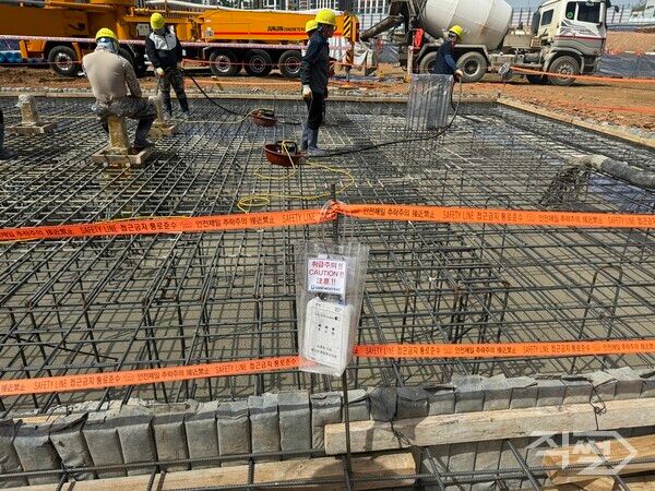 운정신도시 3지구 A-8 블록 현장에 적용된 온도이력 추종 양생시스템 [대우건설]