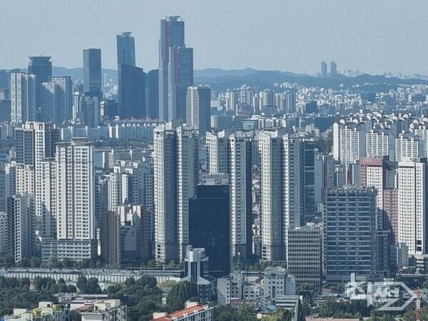 서울 시내 아파트단지의 모습 [직썰]