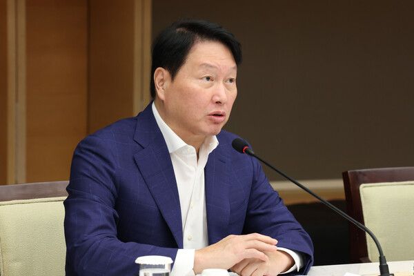 최태원 대한상공회의소 회장이 서울 대한상공회의소에서 발언하고 있다. [연합뉴스]