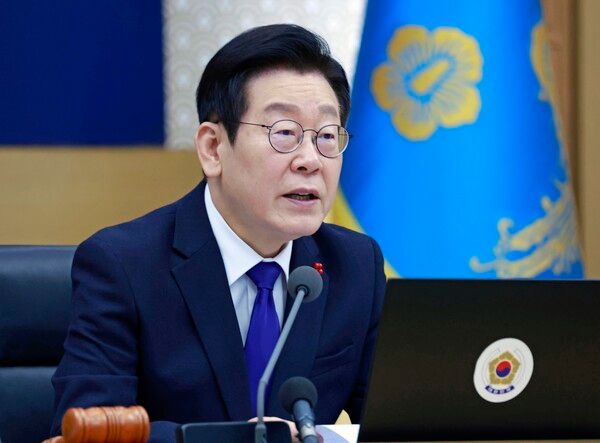 이재명 대통령이 16일 정부세종청사에서 열린 국무회의에서 발언하고 있다. [연합뉴스]