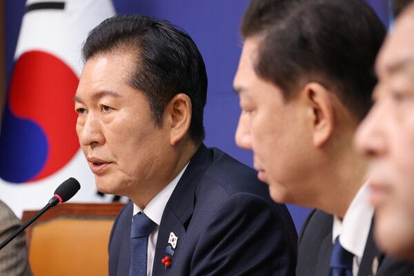 더불어민주당 정청래 대표가 8일 서울 여의도 국회에서 열린 최고위원회의에서 발언하고 있다. [연합뉴스]