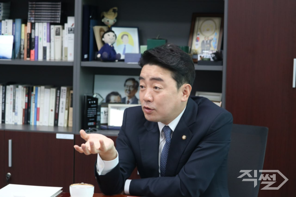 강훈식 더불어민주당 의원. [강훈식 의원실]