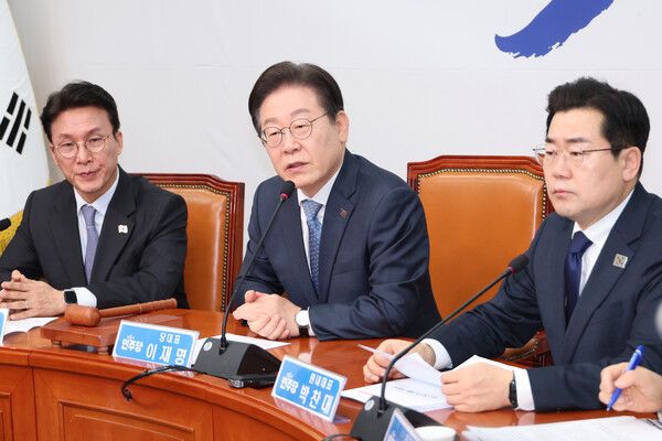 이재명 더불어민주당 대표가 26일 서울 여의도 국회에서 열린 최고위원회의에서 발언하고 있다. [연합뉴스]