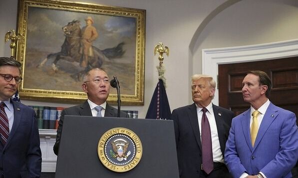 24(현지시간) 미국 백악관에서&nbsp;정의선 현대차그룹 회장이 연설을 하고 있다. [연합뉴스]