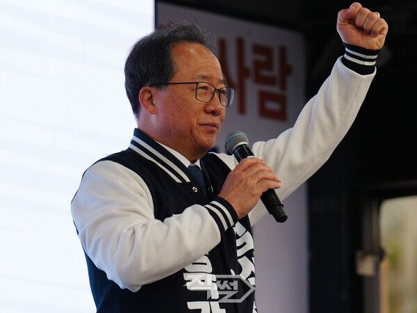 김석준 부산교육감 후보가 막판 총력 유세에 나섰다.[김석준후보 캠프]