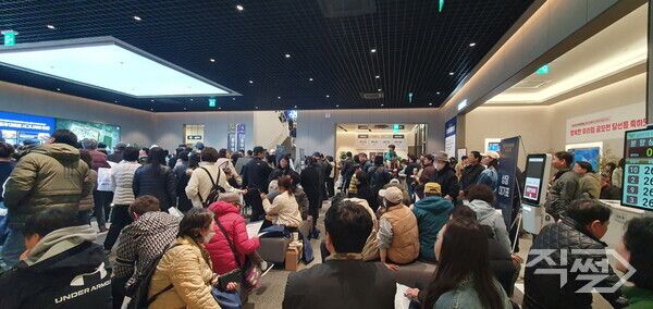 ‘풍무역 롯데캐슬 시그니처’ 견본주택 현장. [롯데건설]