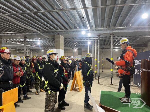 DL건설은 6일 전 현장에서 중대재해 예방 선포식을 개최했다. [DL건설]