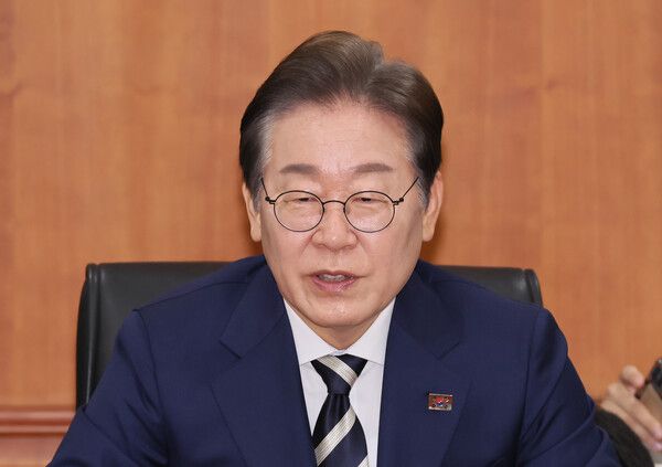 이재명 더불어민주당 대선 경선 후보는 지난 대선에서 LTV 한도 상향 조정을 공약으로 내걸었다. [연합뉴스]