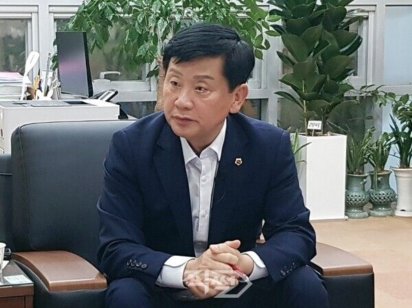 김재운 부산시의원. [박정우 기자]