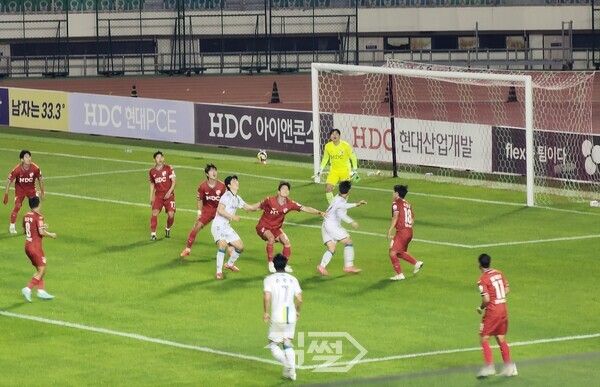 안산그리너스FC가 연승 행진을 이어가고 있다. [박정우 기자]