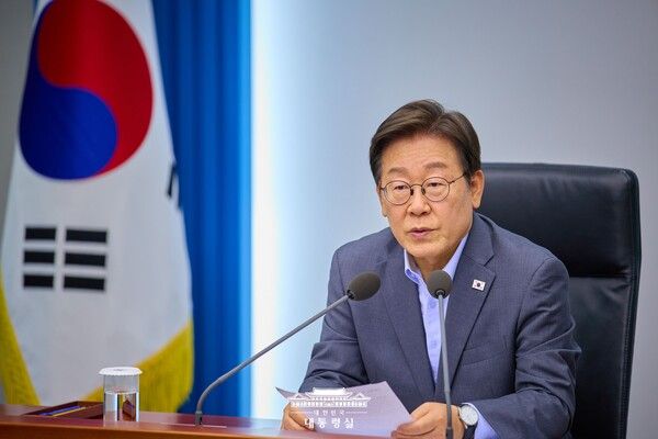 이재명 대통령이 10일 서울 용산 대통령실 청사에서 열린 국가안전보장회의(NSC) 전체회의에 참석해 발언하고 있다. [대통령실]