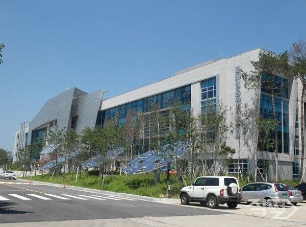 모바일융합기술센터 전경. [구미시]