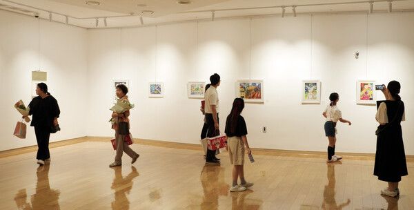 BNK경남은행 가족 문화 페스티벌 수상 작품 전시회. [BNK경남은행]