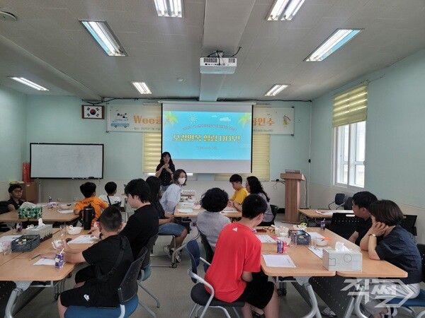 wee센터 이심전심 꿈키움 멘토링프로그램 진행장면[상주교육지원청]