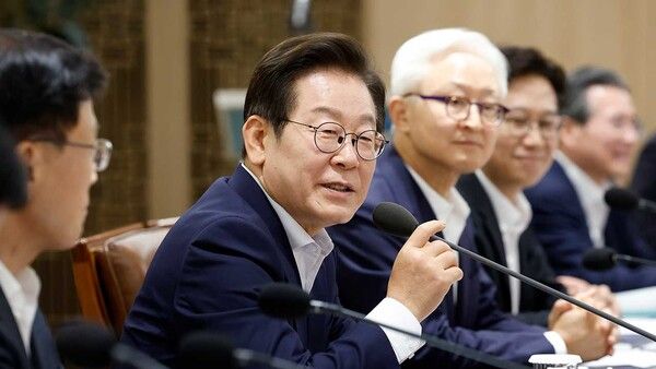 이재명 대통령이 22일 제1회 국가과학기술자문회의에서 발언하고 있다. [MBC 뉴스 갈무리]