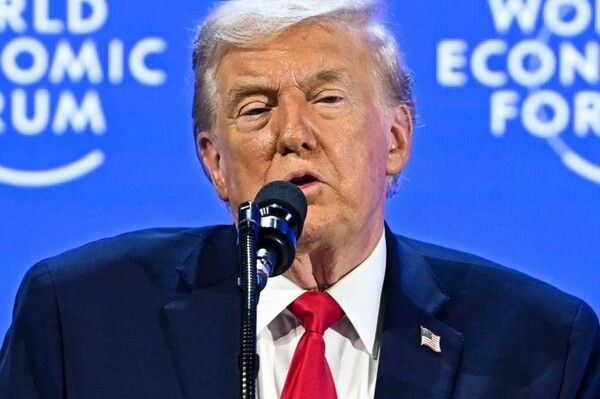 도널드 트럼프 미국 대통령이 21일(현지시간) 스위스 다보스포럼을 무대로 그린란드 인수 의지를 재천명했다. [연합뉴스]