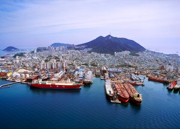 HJ중공업 부산 영도조선소 전경. [HJ중공업]