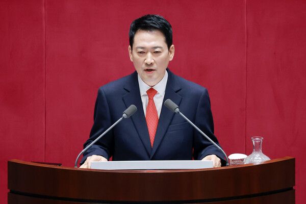 국민의힘 장동혁 대표가 4일 국회에서 열린 제432회 국회(임시회) 제3차 본회의에서 교섭단체 대표연설을 하고 있다. [이하 연합뉴스]