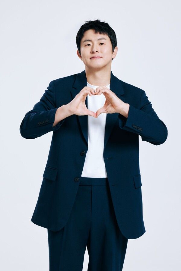 NH농협은행은 웹툰작가 겸 방송인 기안84를 캠페인 모델로 발탁했다. [NH농협은행]