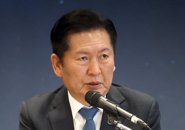 더불어민주당 정청래 대표가 18일 경남 진주시 MBC컨벤션진주 대연회장에서 열린 '현장최고위원 회의'에서 발언하고 있다. [연합뉴스]