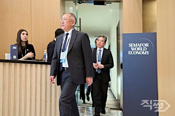 ‘2026 세마포 월드 이코노미(Semafor World Economy)’에 참여한 정의선 현대자동차그룹 회장. [현대자동차그룹]