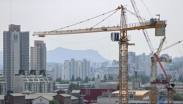 서울의 한 공사 현장. [연합뉴스]